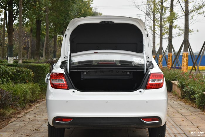 吉利远景2020款超值型,吉利远景新车值得买吗