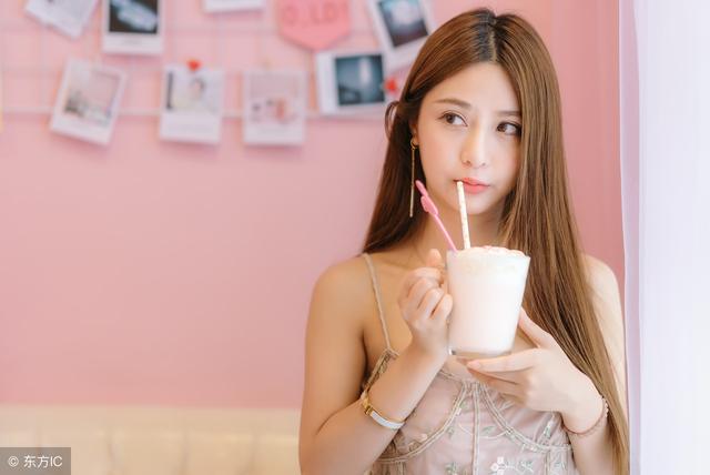 小说：为了守护亿万百姓，战神回家必须隐瞒身份，却屡遭岳母欺辱