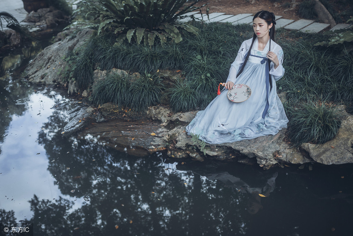 鐪熸鐨勫皢鍐涘簻灏忚,绌鸿崱鐨勫皢鍐涘簻灏忚