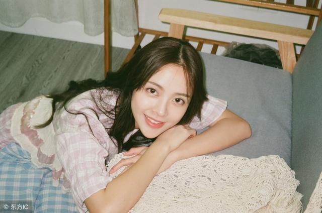 不得已放弃一个深爱的人小说,面对曾经深爱过男人的小说