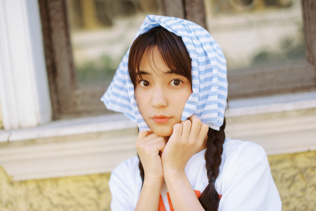 小说：他带女人回家却被狗仔队*拍偷**，以后出门要带*器武**