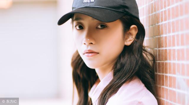 小说：楚婉灵一出场，现场2万观众屏住了呼吸，太美了