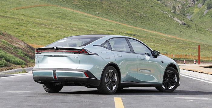 这四款纯电家轿既好看还好开,15万主力家用轿车纯电动家轿三款