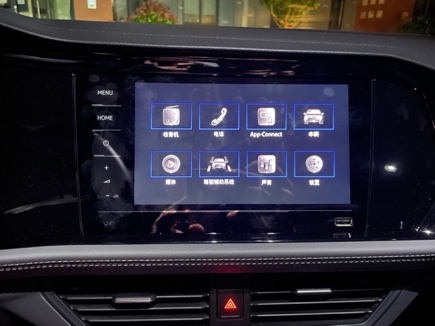 2020款大众速腾280tsidsg豪华版,全新一代速腾200tsi自动舒适版