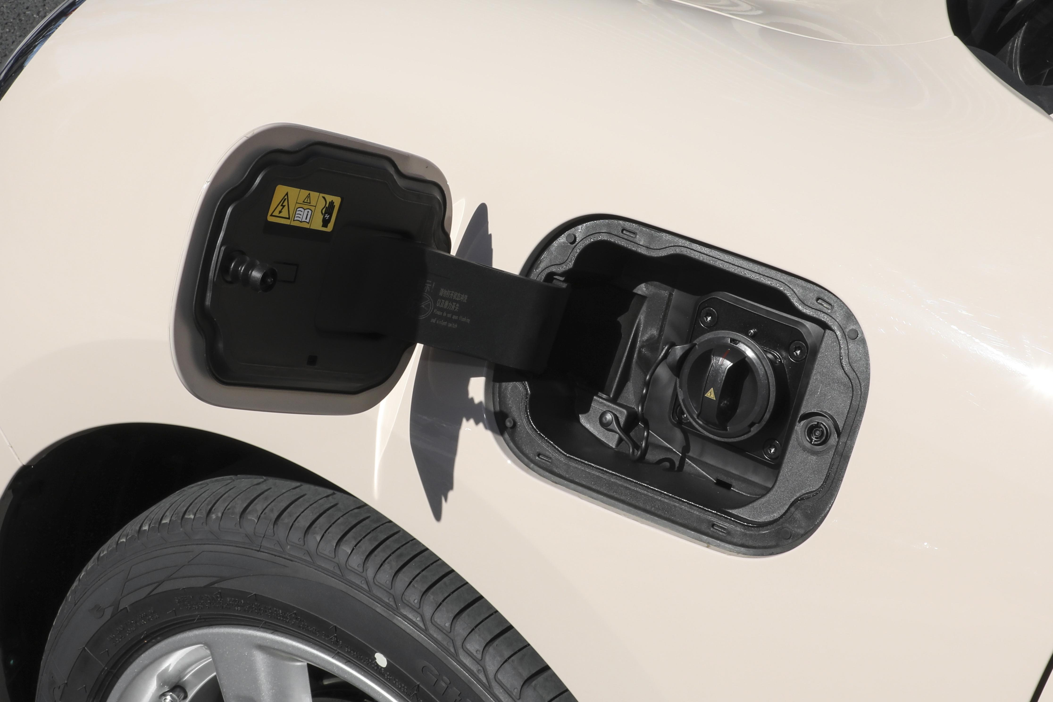 新款欧拉好猫售价12.99万,2022款欧拉好猫舒适型配置升级