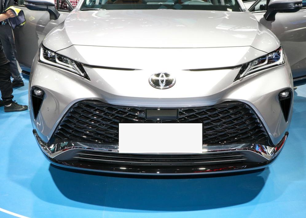 60万公里丰田威飒,丰田威飒外观线条流畅十分霸气