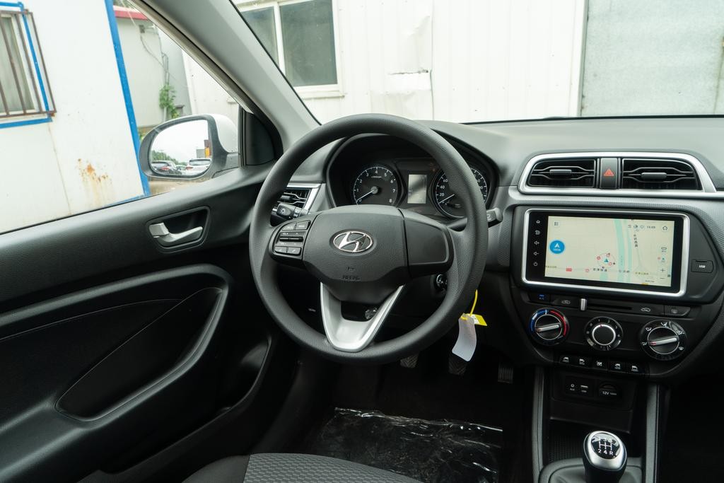 瑞纳2017款1.4l手动焕彩网联版国v,2017款现代瑞纳手动挡1.4测评