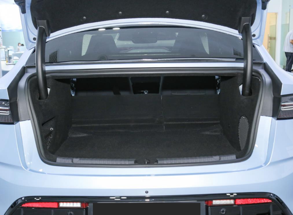 比亚迪海豹长途驾驶感受,700公里比亚迪海豹驾驶体验