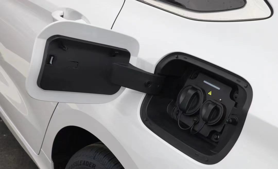 奇瑞风云a8到底怎么样,奇瑞风云a8混动多少钱