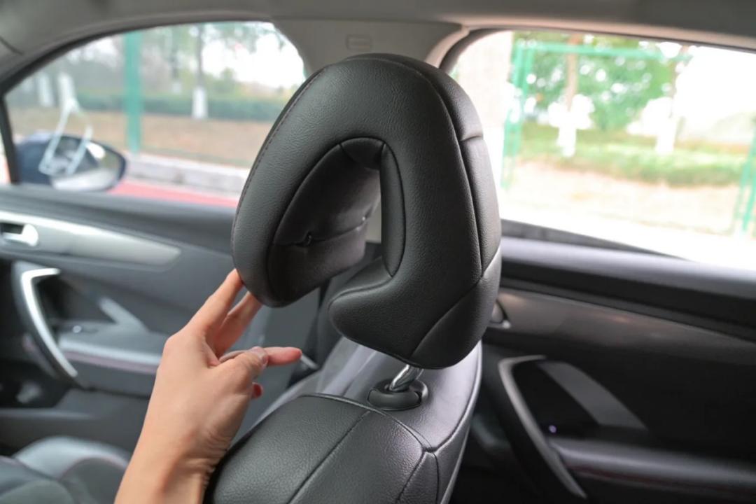 2015年ds1.6t二手多少钱,17年ds4s两厢二手车