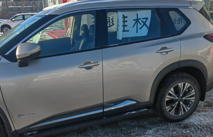 东风日产轩逸发电机异响,东风日产奇骏发动机杂音