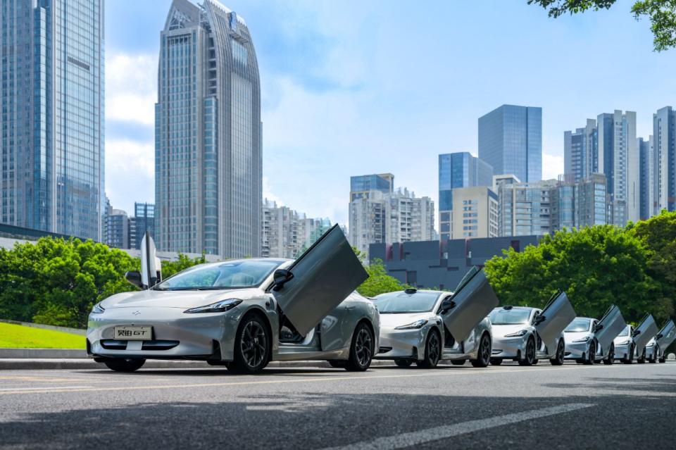 埃安昊铂gt七翼旋翼门,昊铂gt旋翼门值得买吗