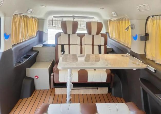 北汽王牌m7七座加长版售价2023款,王牌m7七座2.0手动挡高配落地价