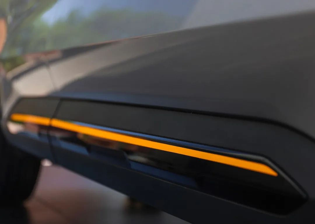 福特领裕黑曜倾橙版,福特新领裕黑曜倾橙plus版