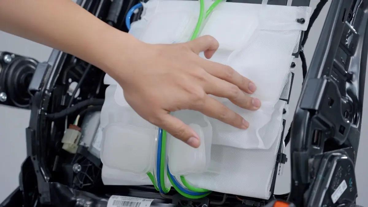 大众威然防撞梁拆解,拆解威然视频