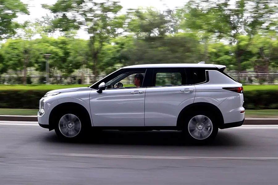 三菱欧蓝德不好启动,三菱欧蓝德走烂路