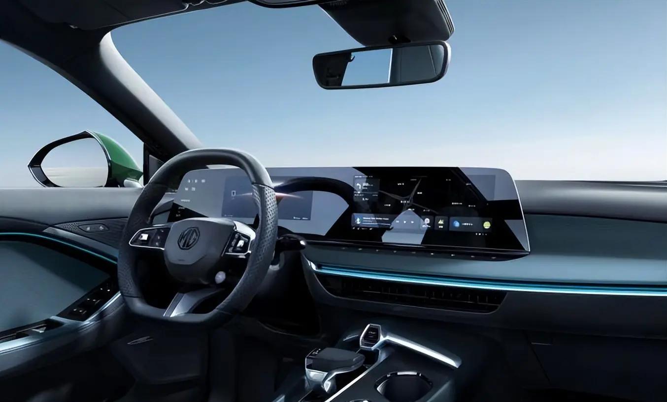 新款名爵71.5t到底值不值得买,新款名爵7是全铝车身吗