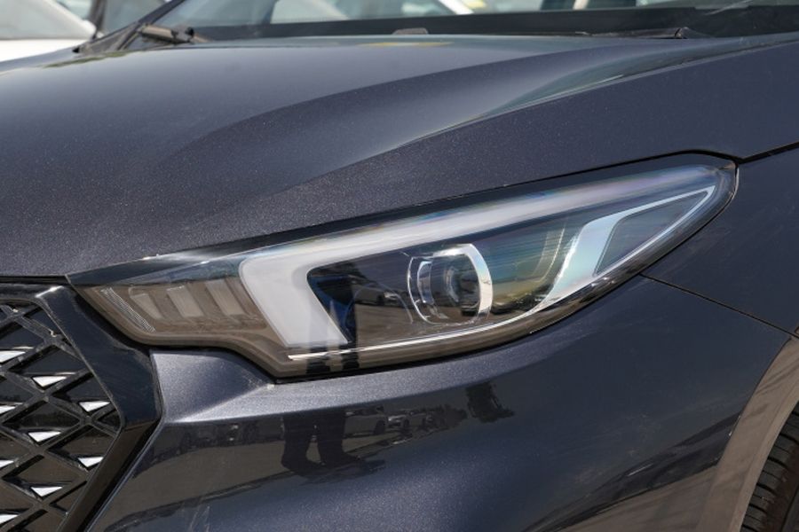 第四代帝豪对比奇瑞艾瑞泽5plus,吉利第四代帝豪艾瑞泽5plus比较