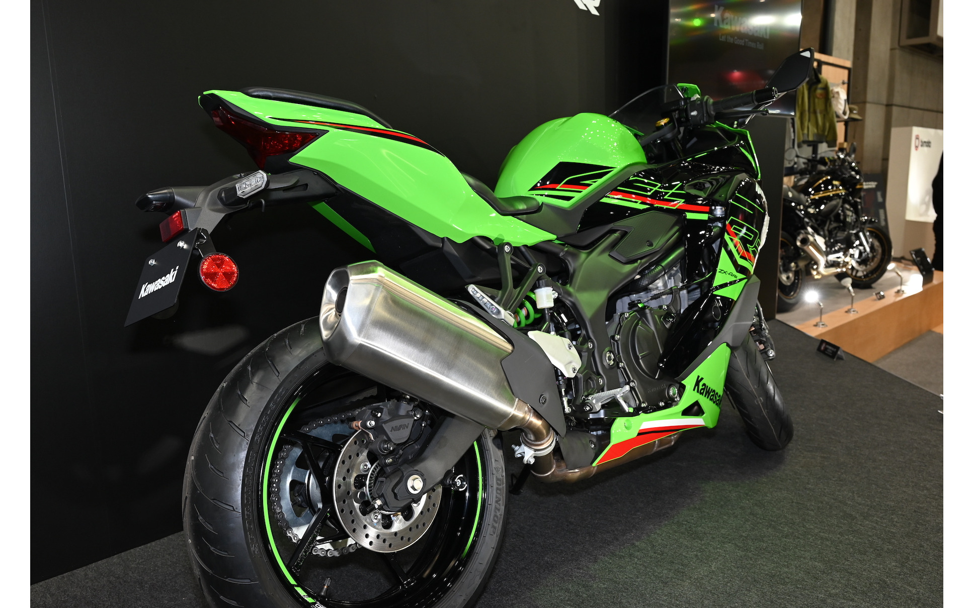 川崎新款zx-4rr,川崎巅峰之作