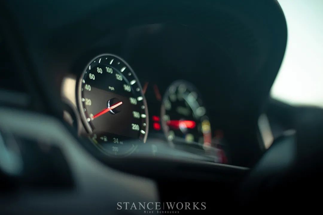 不到20万的宝马m5新款,性能不输s5