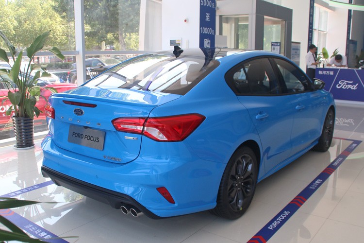 体验全新福克斯stline,福克斯体验