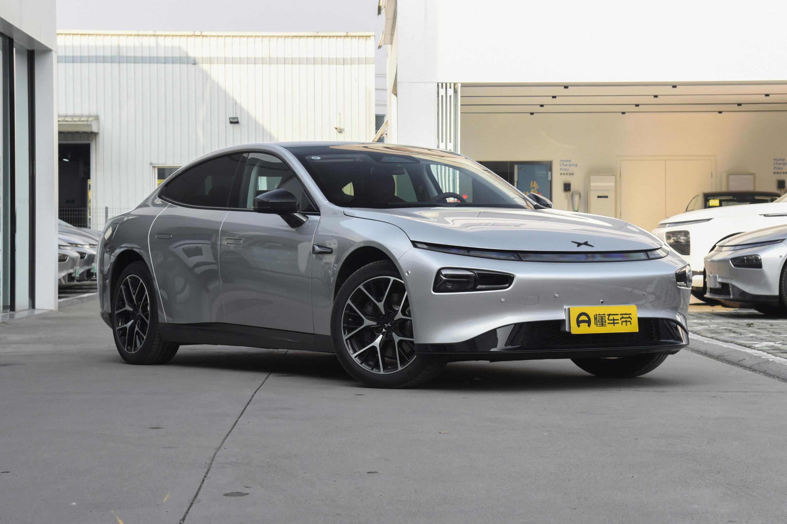 四款热门纯电轿车，年轻人该怎么选？帮你梳理好了，对比这五点