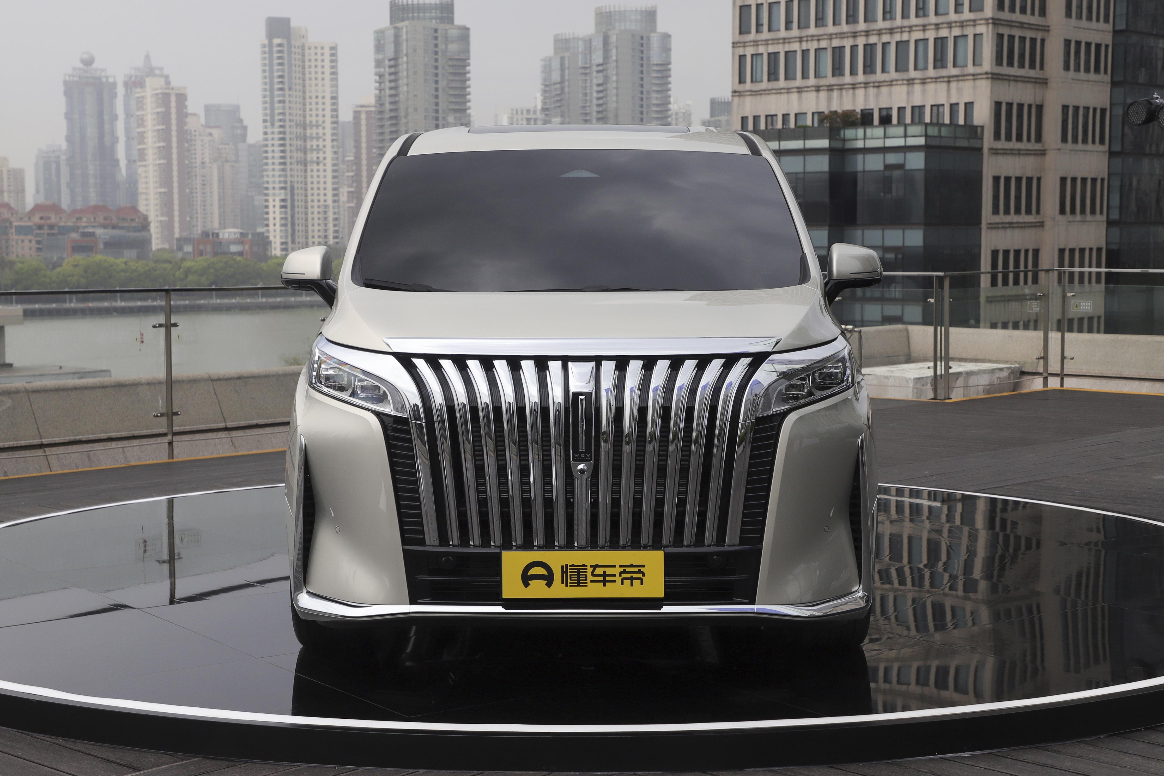 传祺m9前脸,前脸很像m4的轿跑