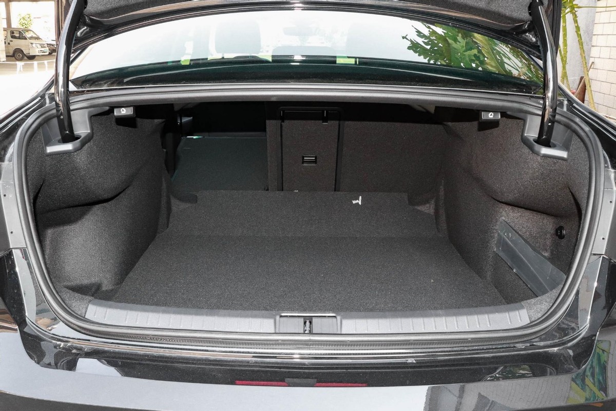 体验迈腾,体验迈腾低配