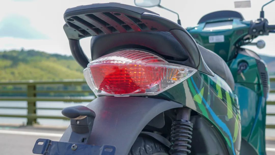 金城摩托提拉米苏都市版jc150t-ae,金城adiva200和金城提拉米苏200