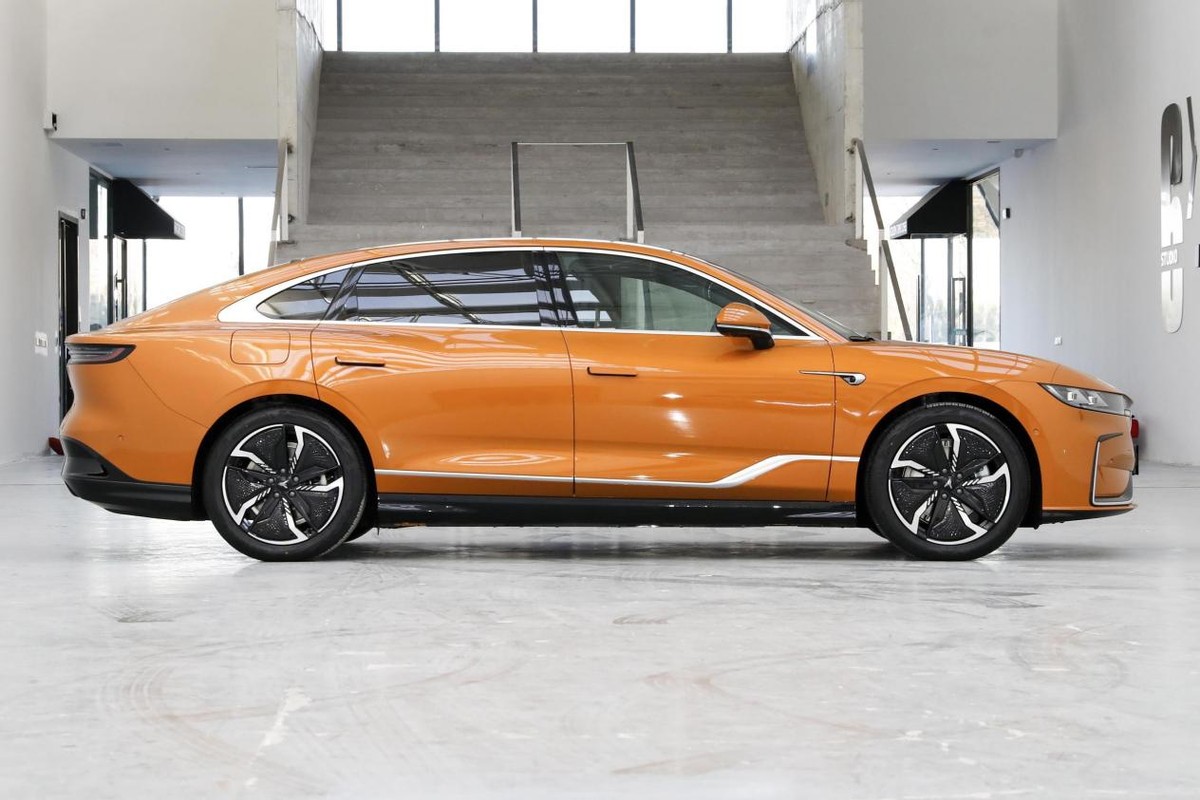 bba依旧制霸豪华轿车,bba轿车什么车最值得买