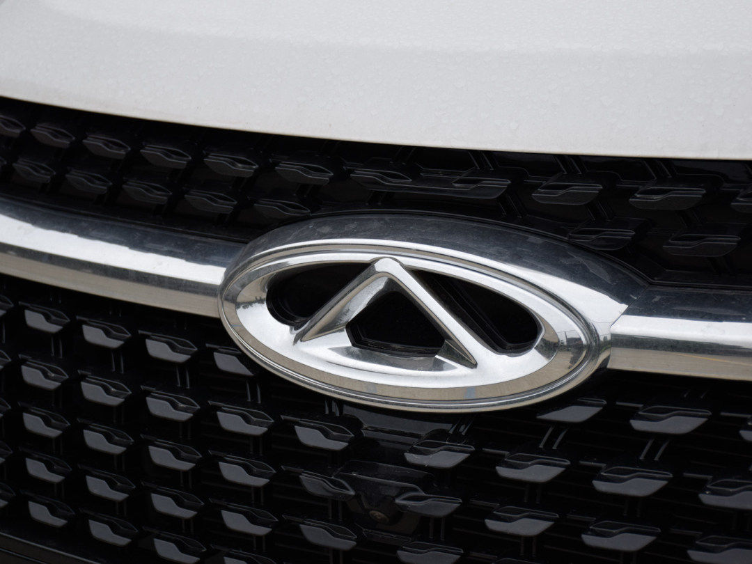 国外人看不起老国货,中国人看不起的国货汽车