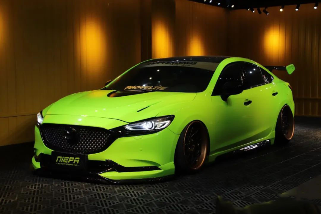 马自达阿特兹大尾翼,18款马自达阿特兹加装尾翼好看吗