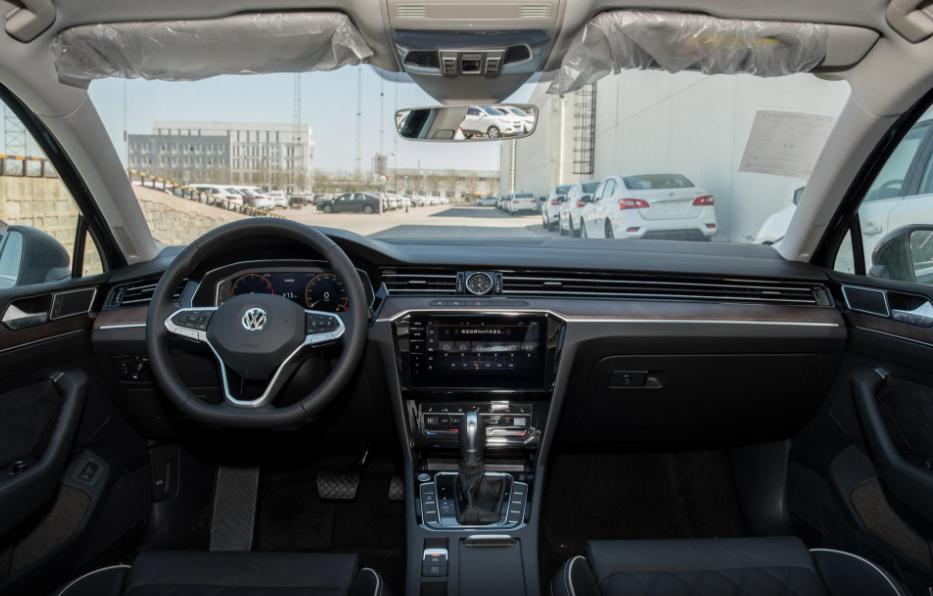 新疆乌鲁木齐租车大众迈腾,济南北极星租车大众迈腾