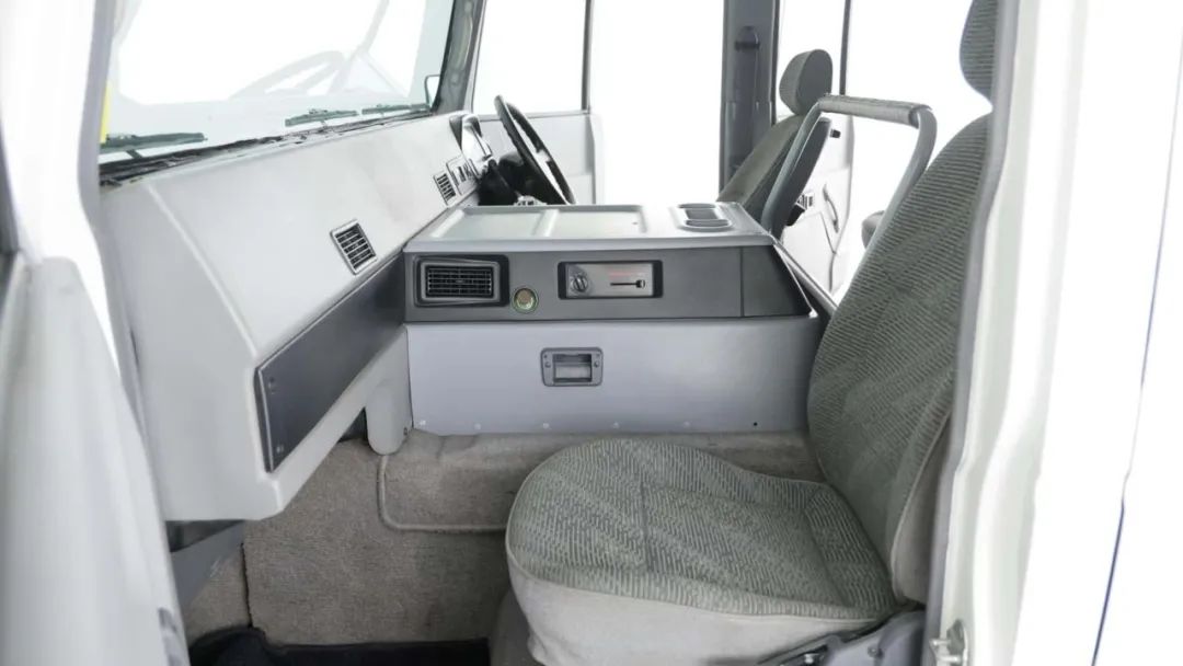 丰田悍马2024款,丰田悍马巡洋舰