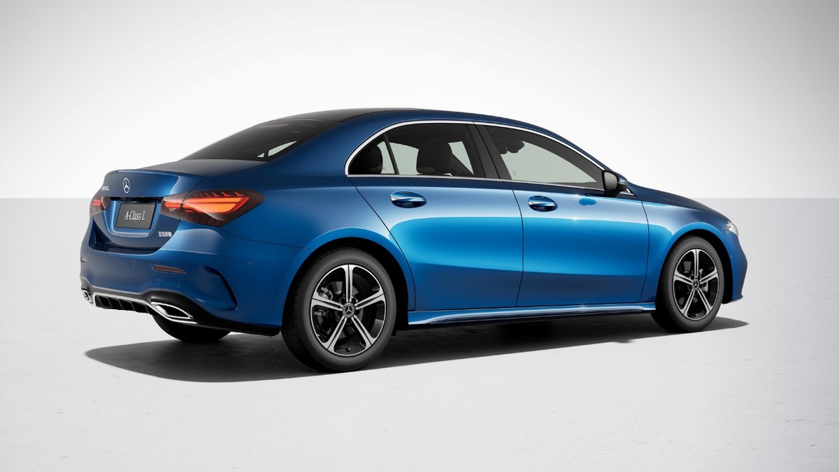 中期改款,涨价3.5万元,不坑穷人的奔驰新款*级A**上市了