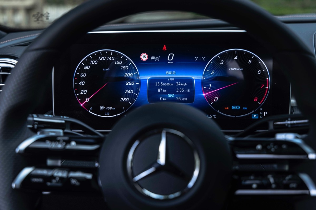 抢先全新奔驰c级全方位详细测评,试驾全新一代奔驰C级