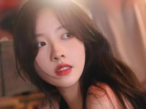 脸上长痘痘的种类以及祛痘产品,脸上反复长痘痘的祛痘产品推荐