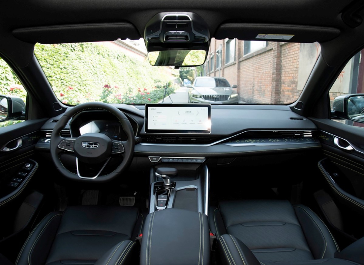 朗逸星空版与同价位的星瑞怎么选,吉利星瑞和朗逸plus哪个值得入手