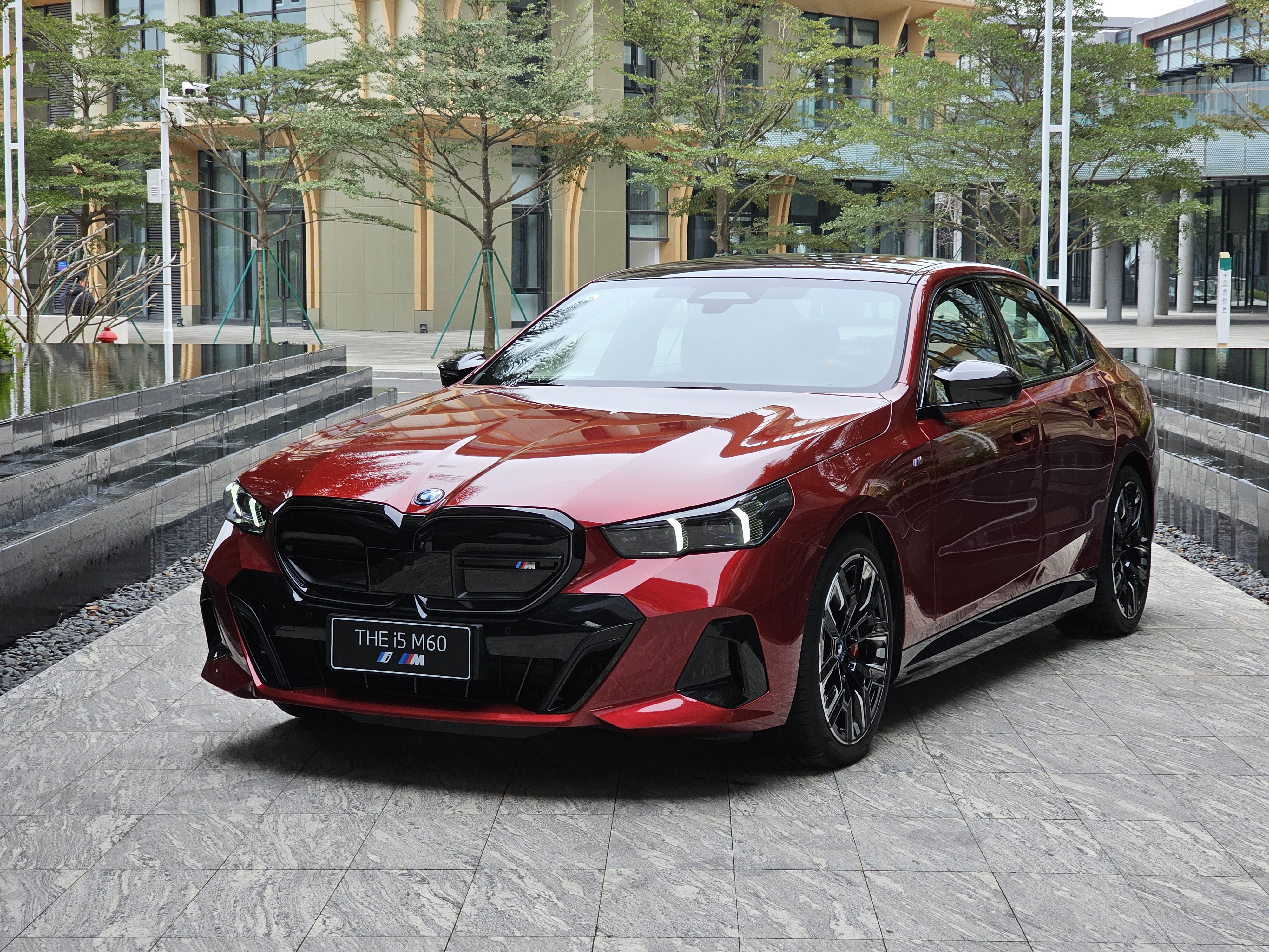 宝马5系m60值得买吗,宝马新5系体验感