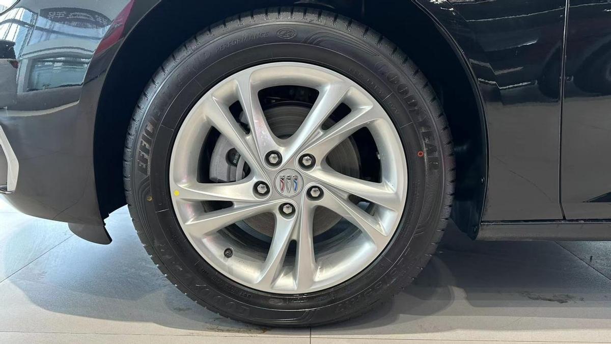 别克君威到店,别克君威降价7万探店