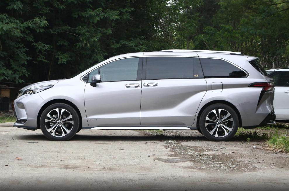 岚图梦想家格瑞维亚选择哪款,普瑞维亚混动pk岚图梦想家