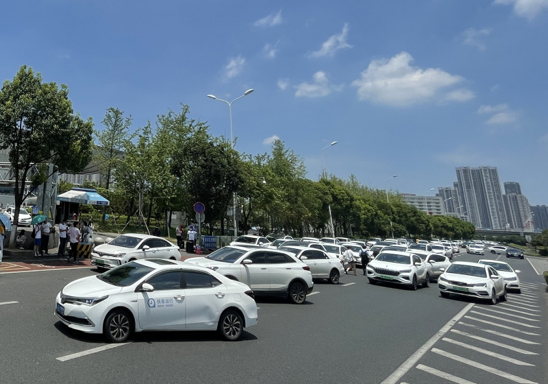 “粤T”牌改为“粤S”，租赁公司套路多，一喂顺风车无需运输证