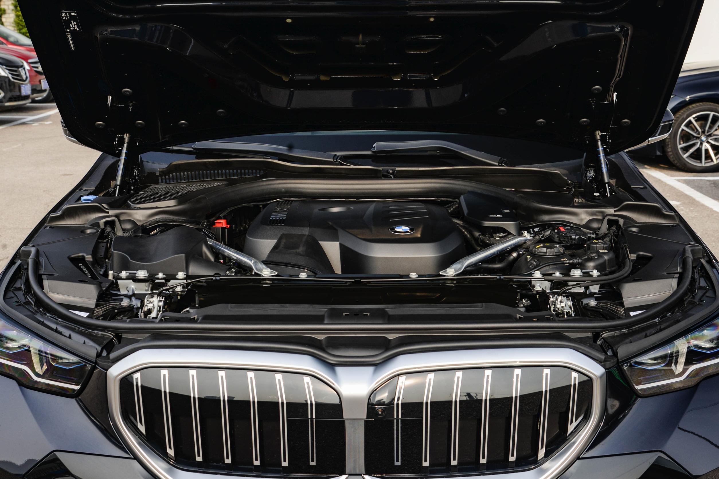 宝马全新5系内饰,全新宝马5系的内饰视频