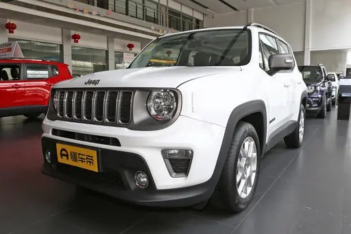 广汽菲克jeep自由侠19年二手车2.0,广汽菲克jeep自由侠2016款顶配