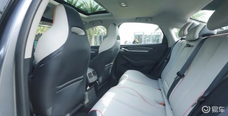 驱逐舰05尊贵版内饰灯光秀,比亚迪驱逐舰05款内饰改装