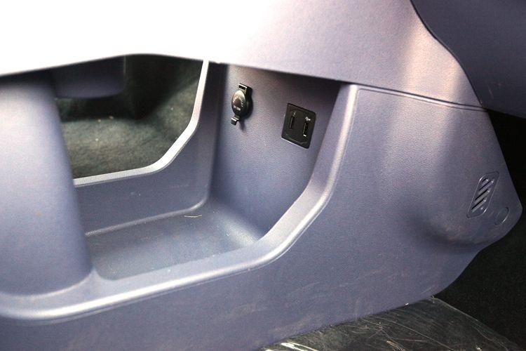 奇瑞小蚂蚁新款车主体验,奇瑞新能源小蚂蚁试驾视频