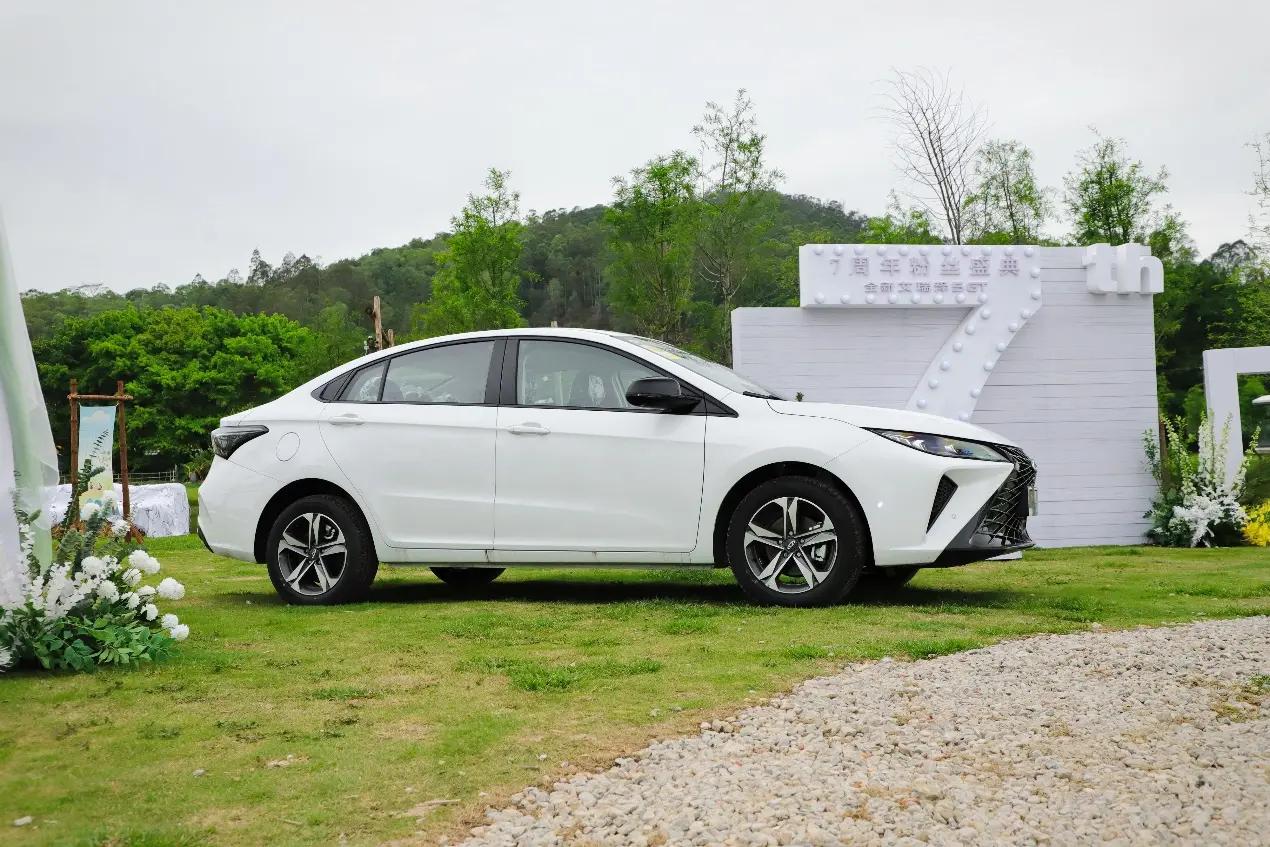 全新艾瑞泽5gt体验,艾瑞泽5gt新款低配版