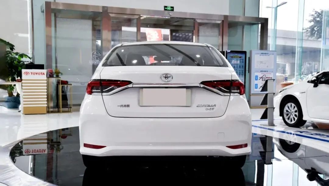 丰田卡罗拉哪款气囊多,丰田卡罗拉各种年限车型