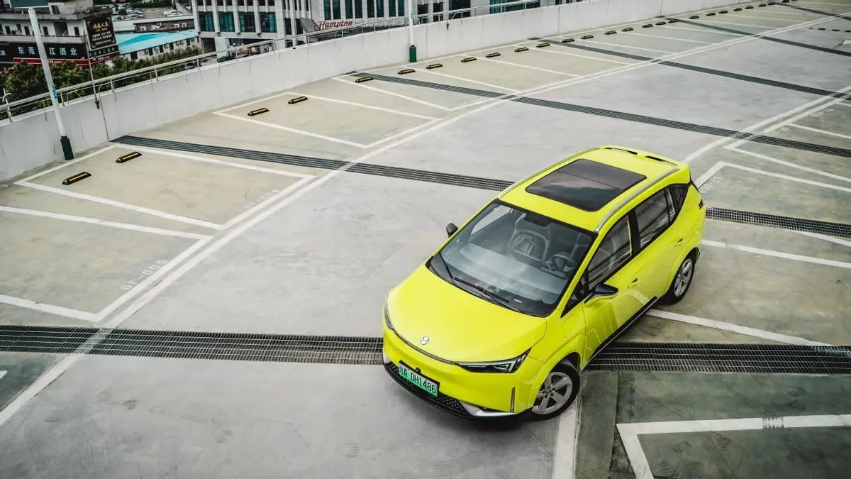 合创z03潮酷版620公里全款多少钱,13.28万起的2022款合创z03怎么选