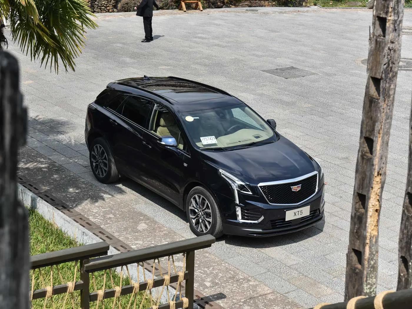 自适应巡航凯迪拉克xt4,凯迪拉克xt5bosedj音响效果